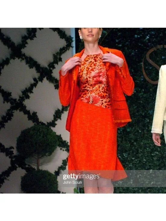 St John Spring 04 Silk Ruffle Button Front Blouse - Picture 10 of 10